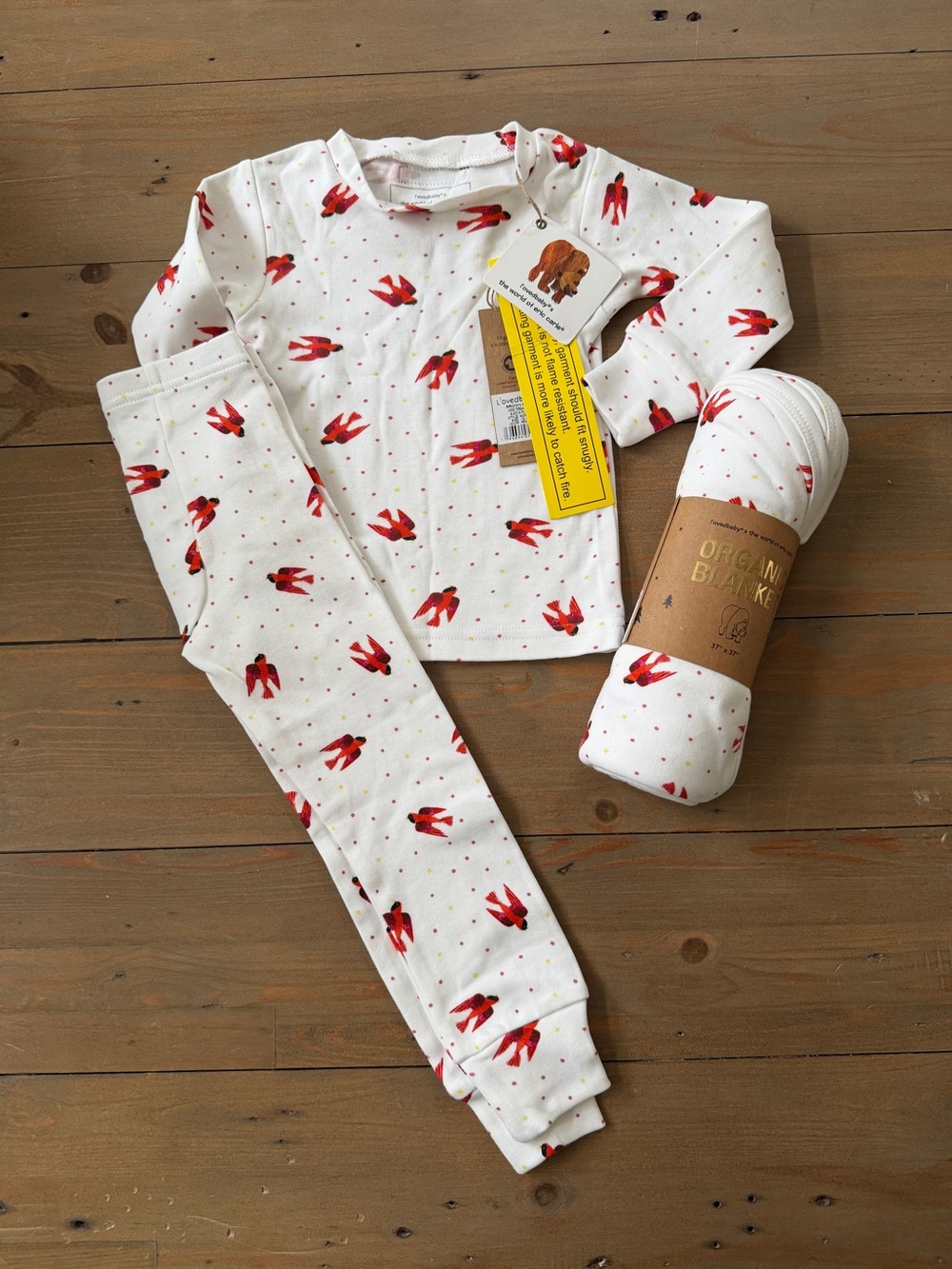 L’ovedbaby Red Bird Eric Carle Organic Cotton Pajama Set and Blanket - 12-18 M